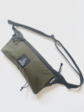 Load image into Gallery viewer, G.S.R Passport Bag